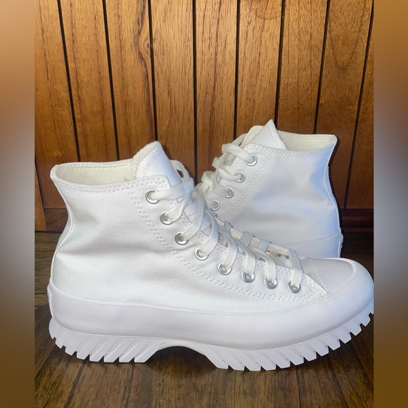 SOLD NEW CONVERSE CHUCK TAYLOR ALL STAR WHITE SIZE 9 .WOMEN 7 MENS - Picture 9 of 16